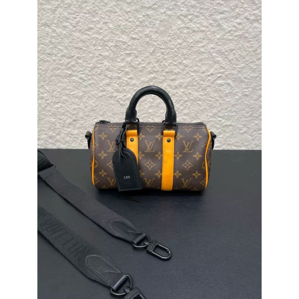 Louis Vuitton Women Pre-Loved Bag Very Good Condition